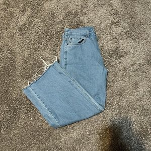 Men’s vintage light blue jeans